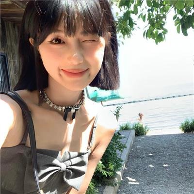 小姐封面